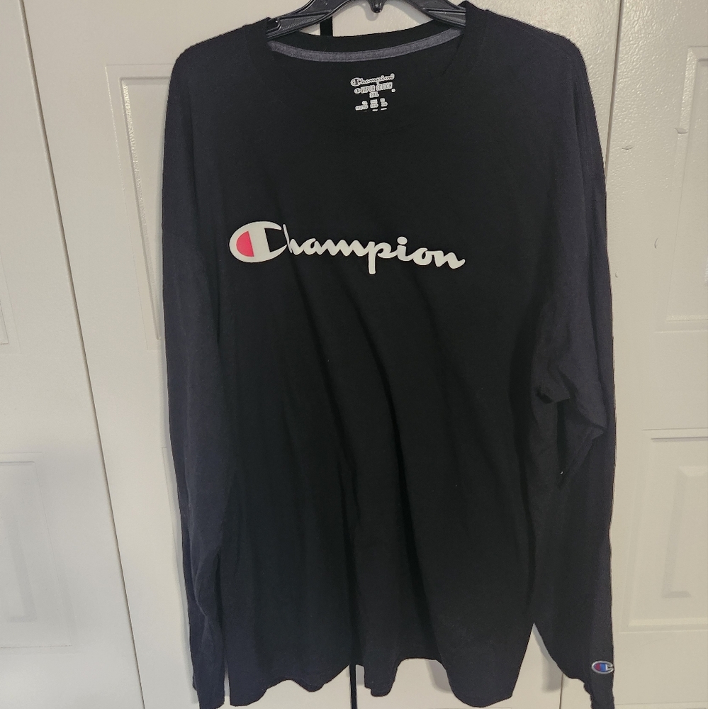 Champion - Picture 2 of 3